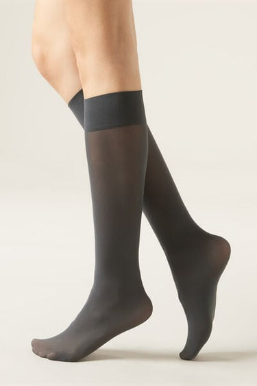30 Denier Semi Opaque Microfibre Knee-Highs Socks