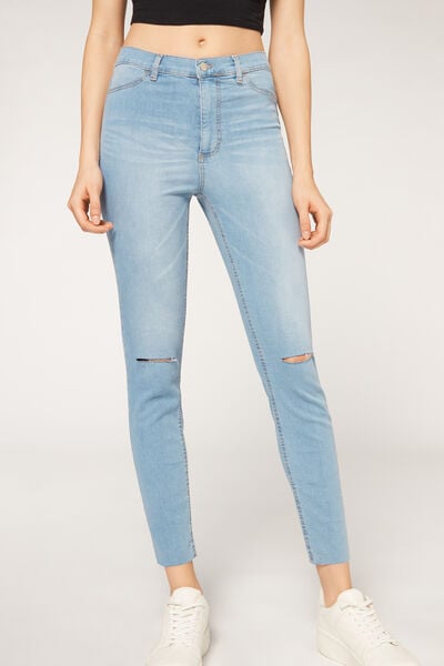 Push-up and soft touch jeans – Calzedonia Malta