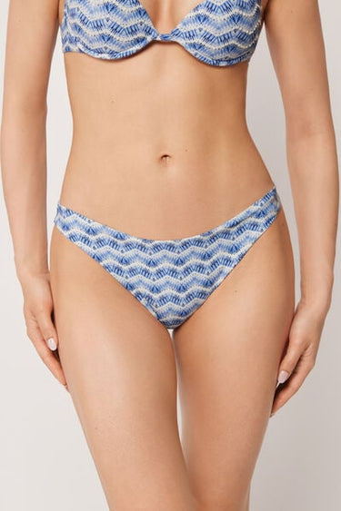 Bikini Bottoms Water Reflection