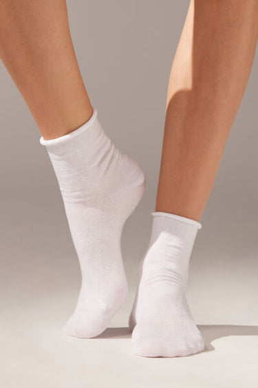 Seamless Short Socks with Linen