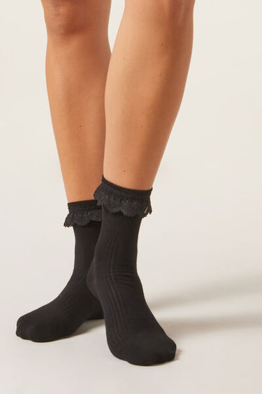 Ruched Lace Socks