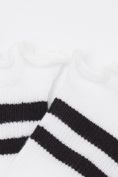 Band Patterned Socks