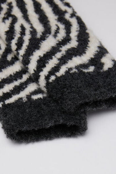 Zebra Print Teddy-Effect Socks