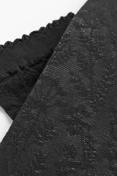 Floral-Patterned Mesh Short Socks