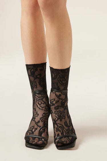 Floral Lace Socks