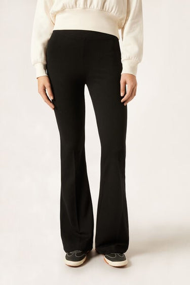 Flared Leggings – Calzedonia Malta